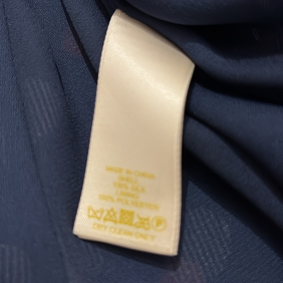 Kate Spade Navy A-Line Skirt with Red and White Dots- size 6 - 100% silk - Picture 4 of 7